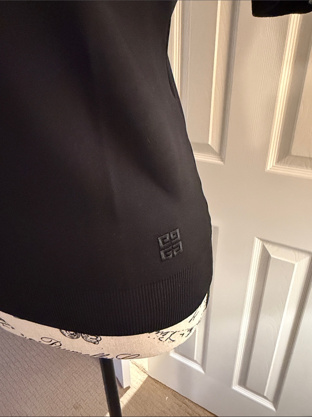 Givenchy Top - Picture 5 of 16